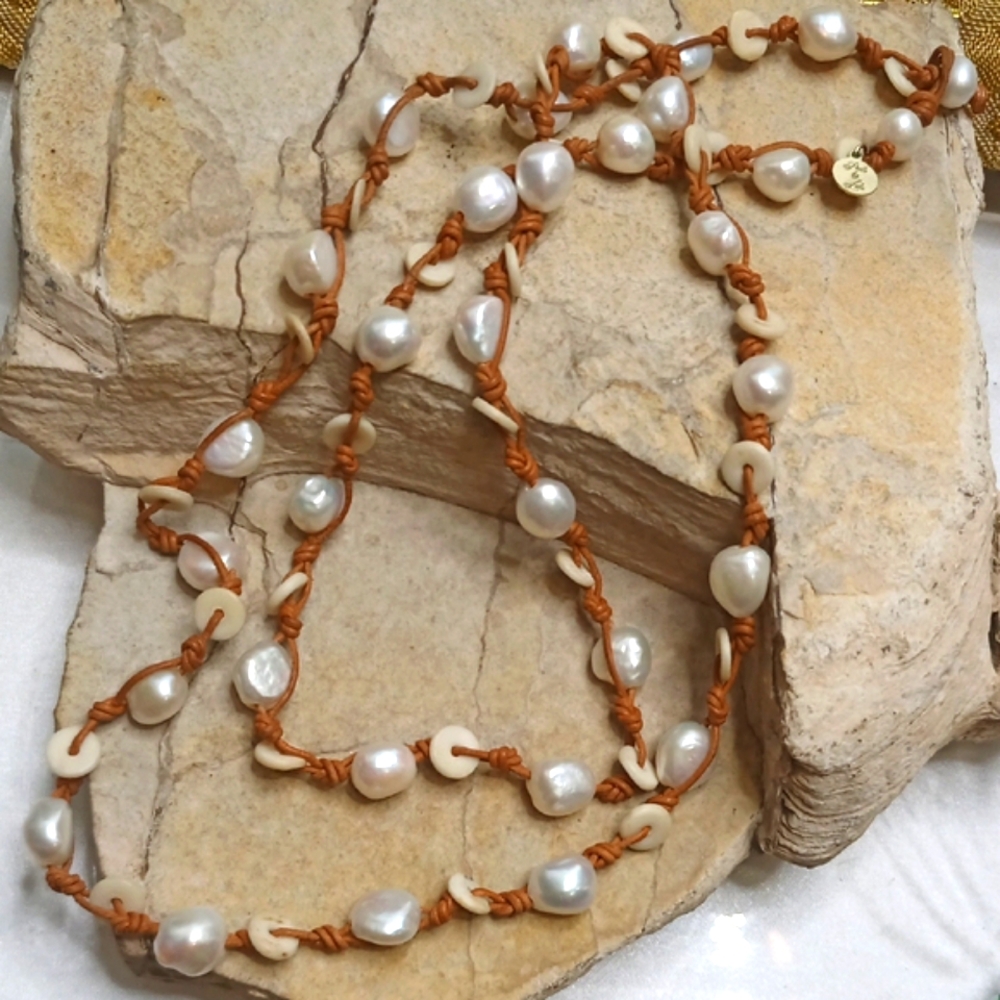 Perle By Lola Paris Pearl and MOP Leather Necklace